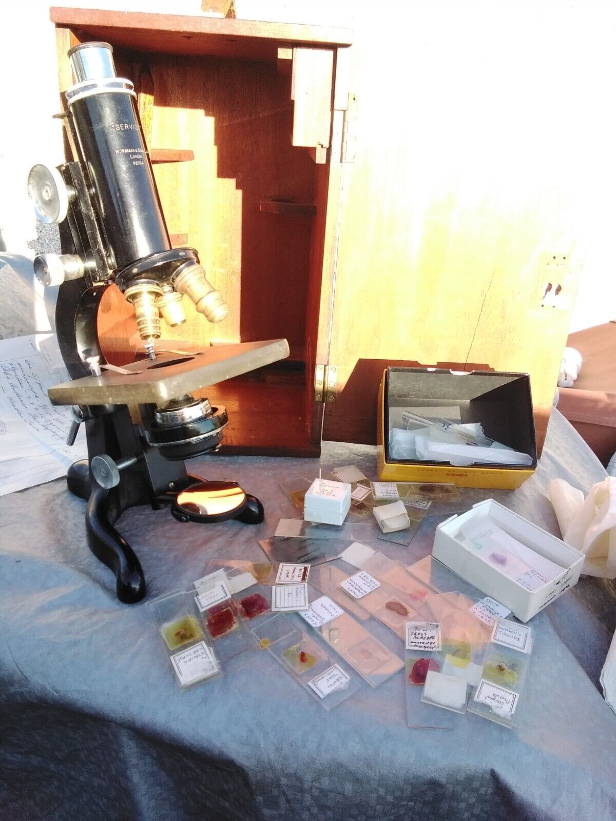MICROSCOPE WATSON & SONS SERVICE MICROSCOPE AND CASE AND GLASS SLIDES