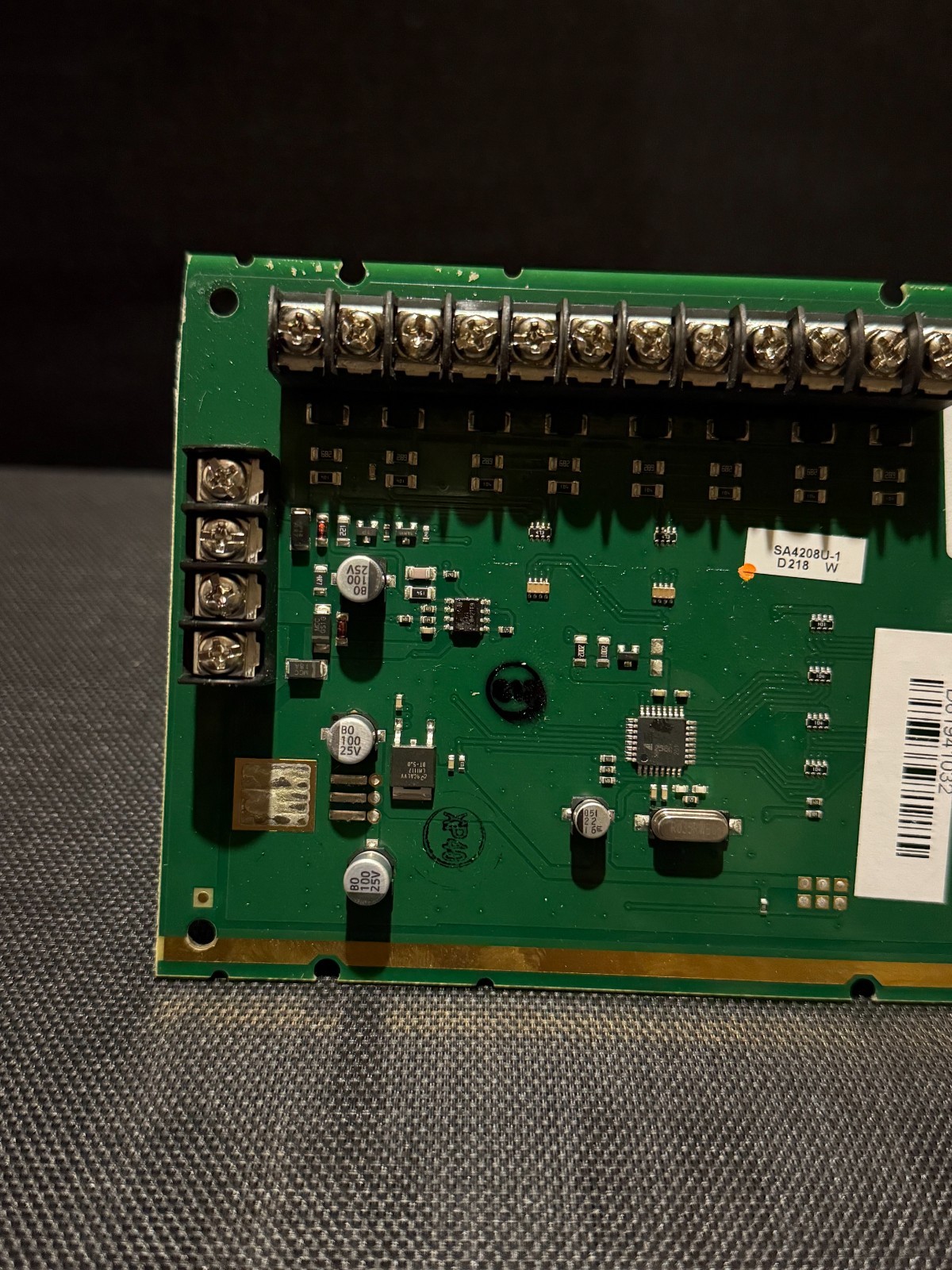 Honeywell Ademco 4208U V‑Plex 8‑Zone Expander Module