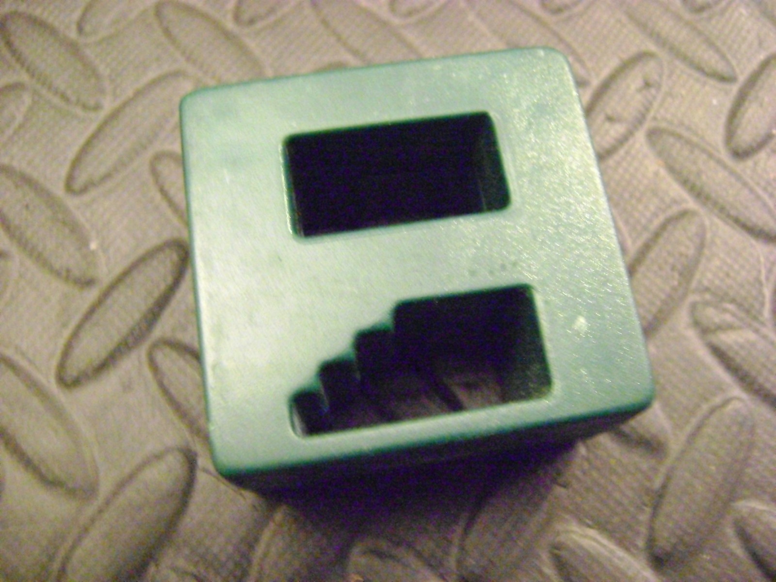 Screw Magnetizer & Demagnitizer Block,  Fowler 52-279-100