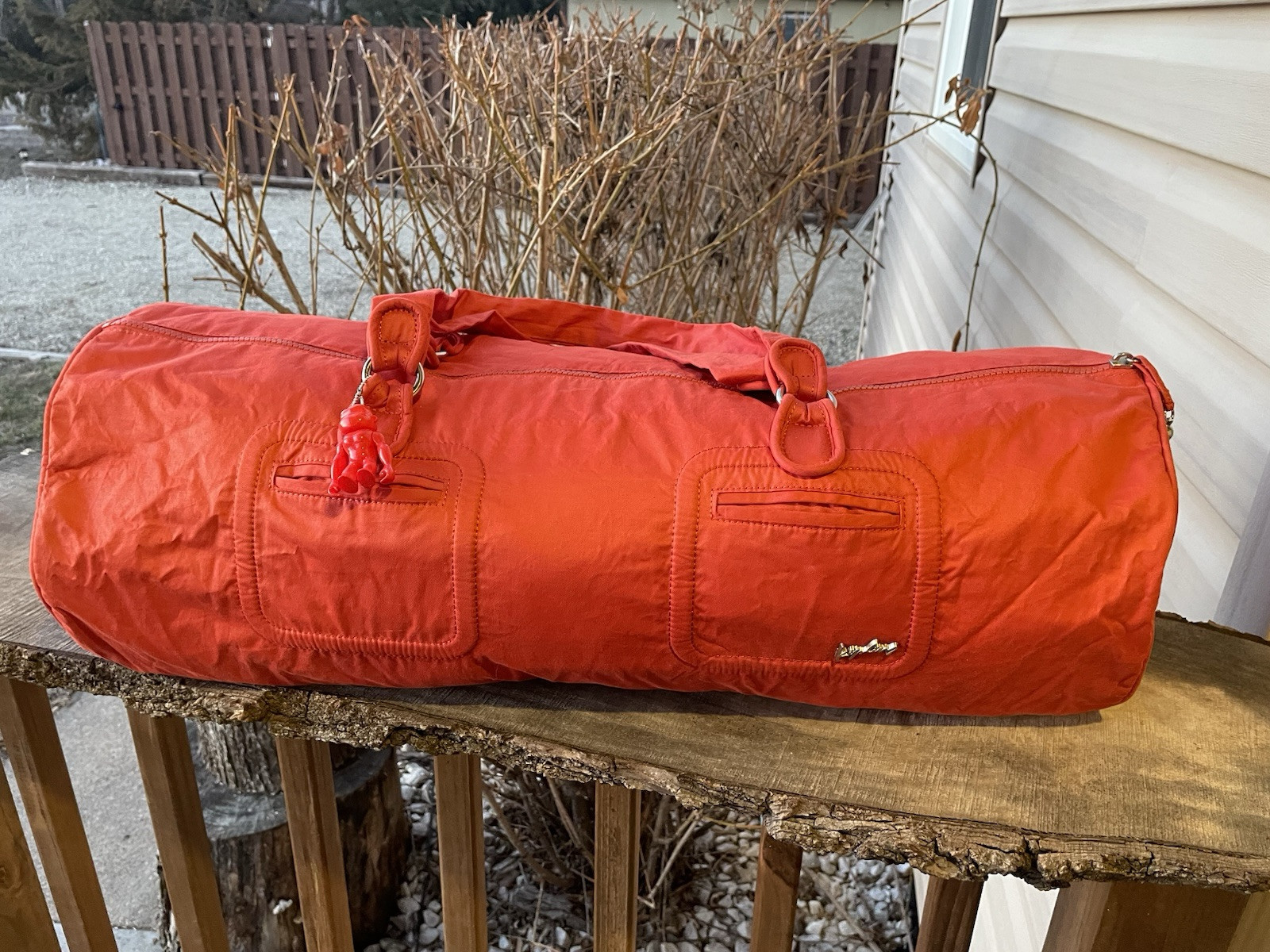 Kipling Large Orange/Salmon Yoga Bag Travel Overnight Gym Quality Sports Unisex