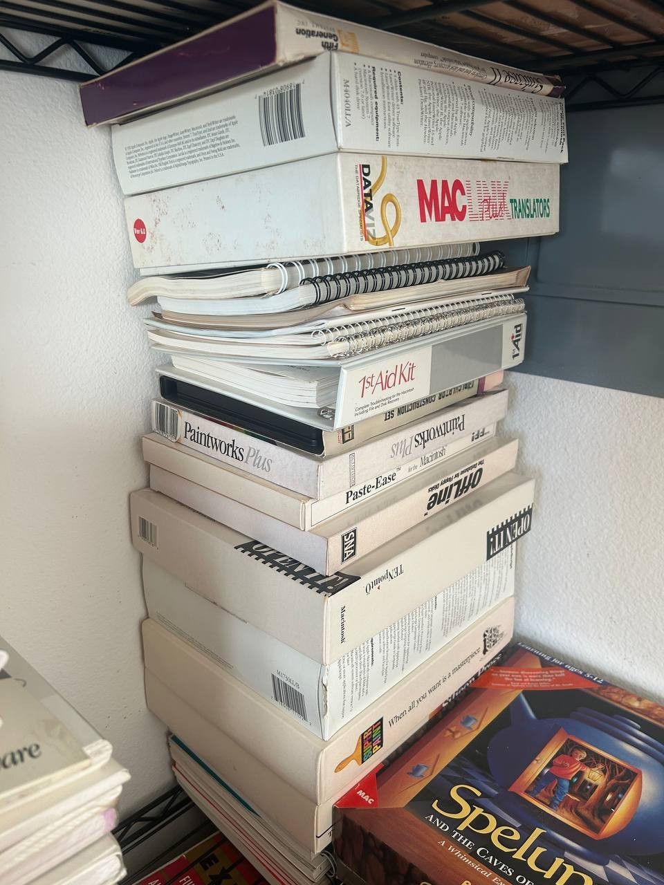 Vintage Apple Macintosh Software Boxes & Manuals. Huge Lot NO DISKS
