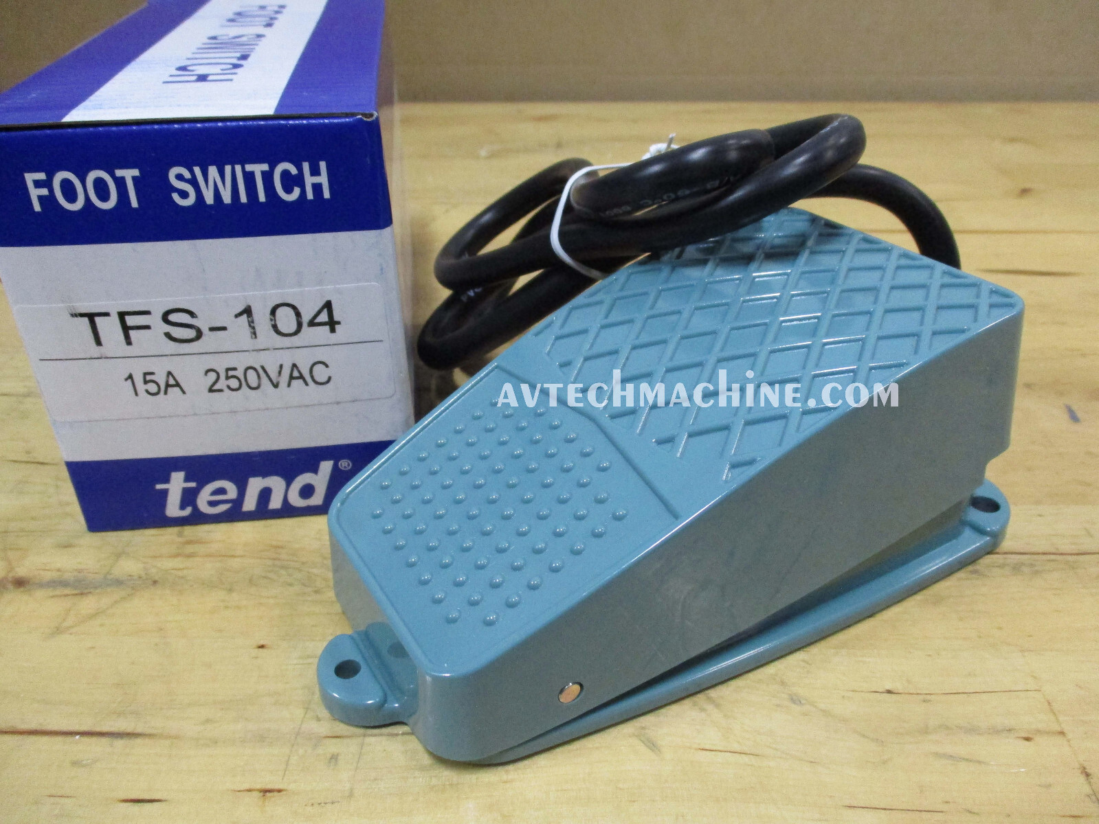 TFS-104 Tend Foot Pedal Switch With 2 Momentary Switch