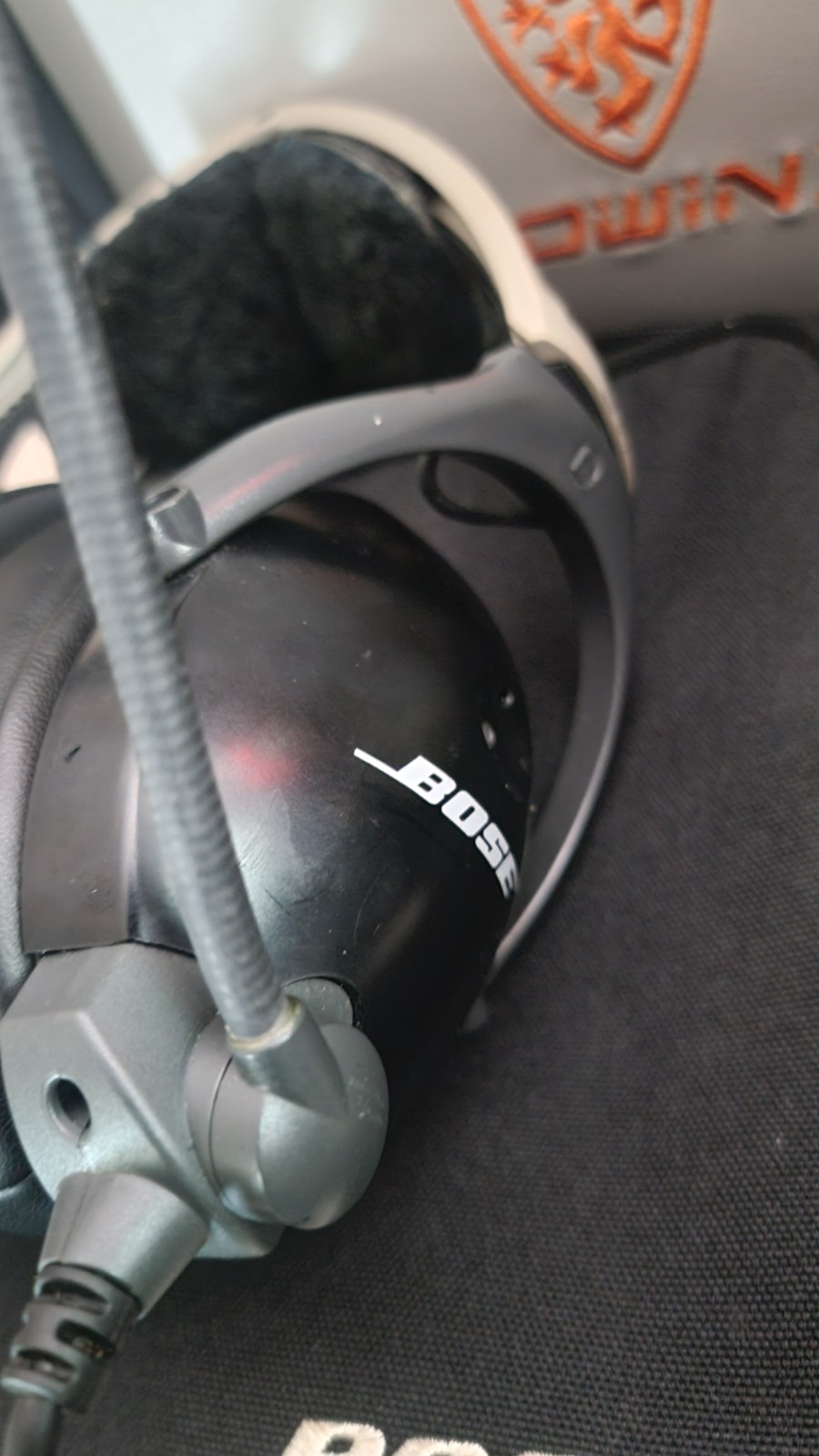 Bose A10 Aviation Headset AHX-32-01 (GREAT CONDITION)