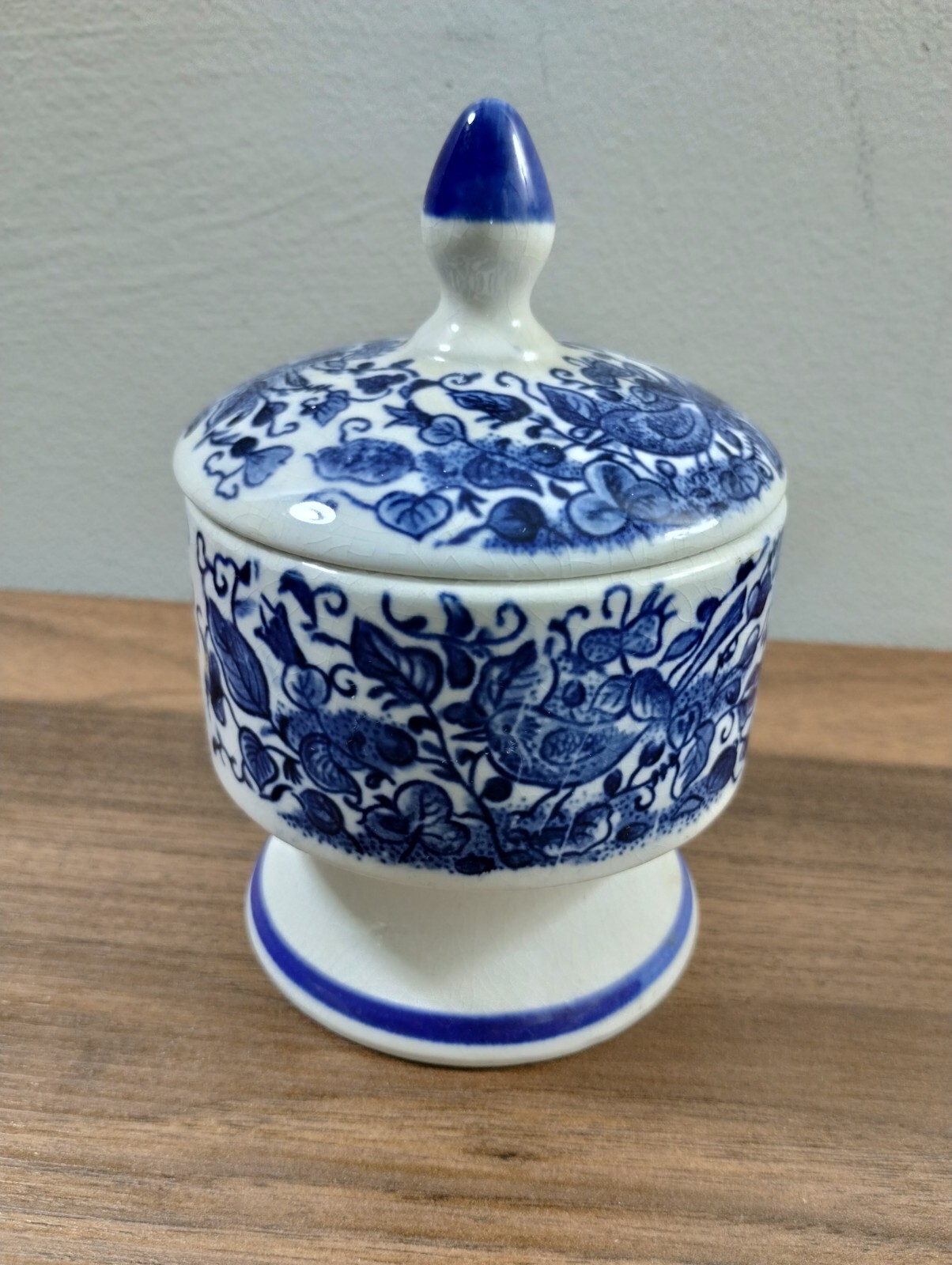 Vtg Blue & White Pedestal Round Trinket Nut Candy Dish Floral Birds Made Japan
