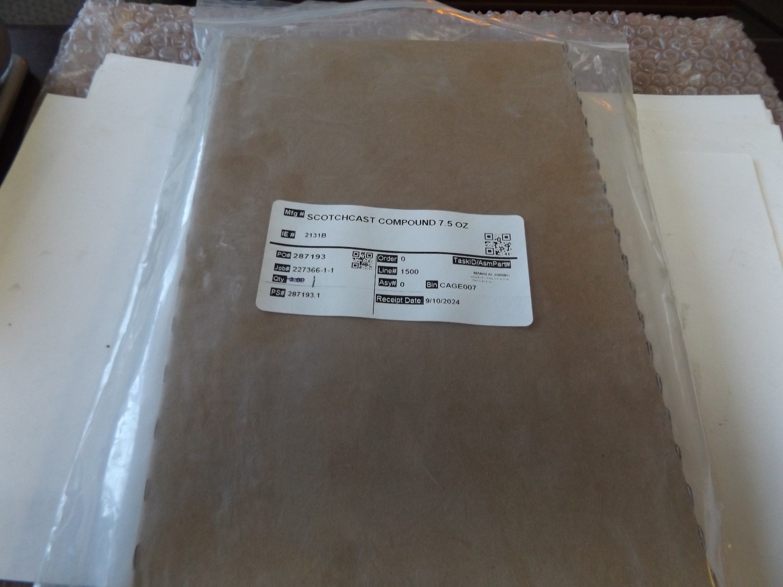 WHOLESALE SCOTCHCAST COMPOUND 2131B 7.5 OZ. NEW OLD STOCK