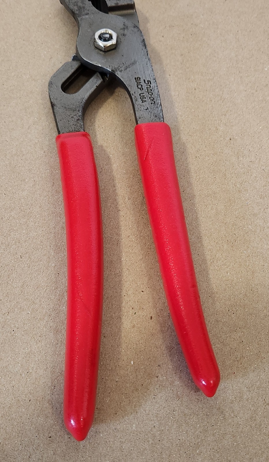 Snap On 91ACP 9" Adjustable Joint Interlocking Channel Pliers RED