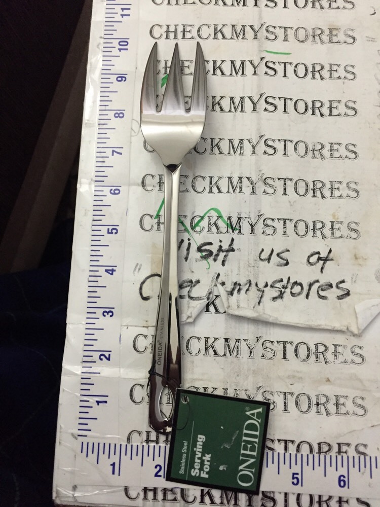 Oneida 9-1/2 Ss Serving Fork ROBINSON HOME PRODUCTS, Serving Ware 20735