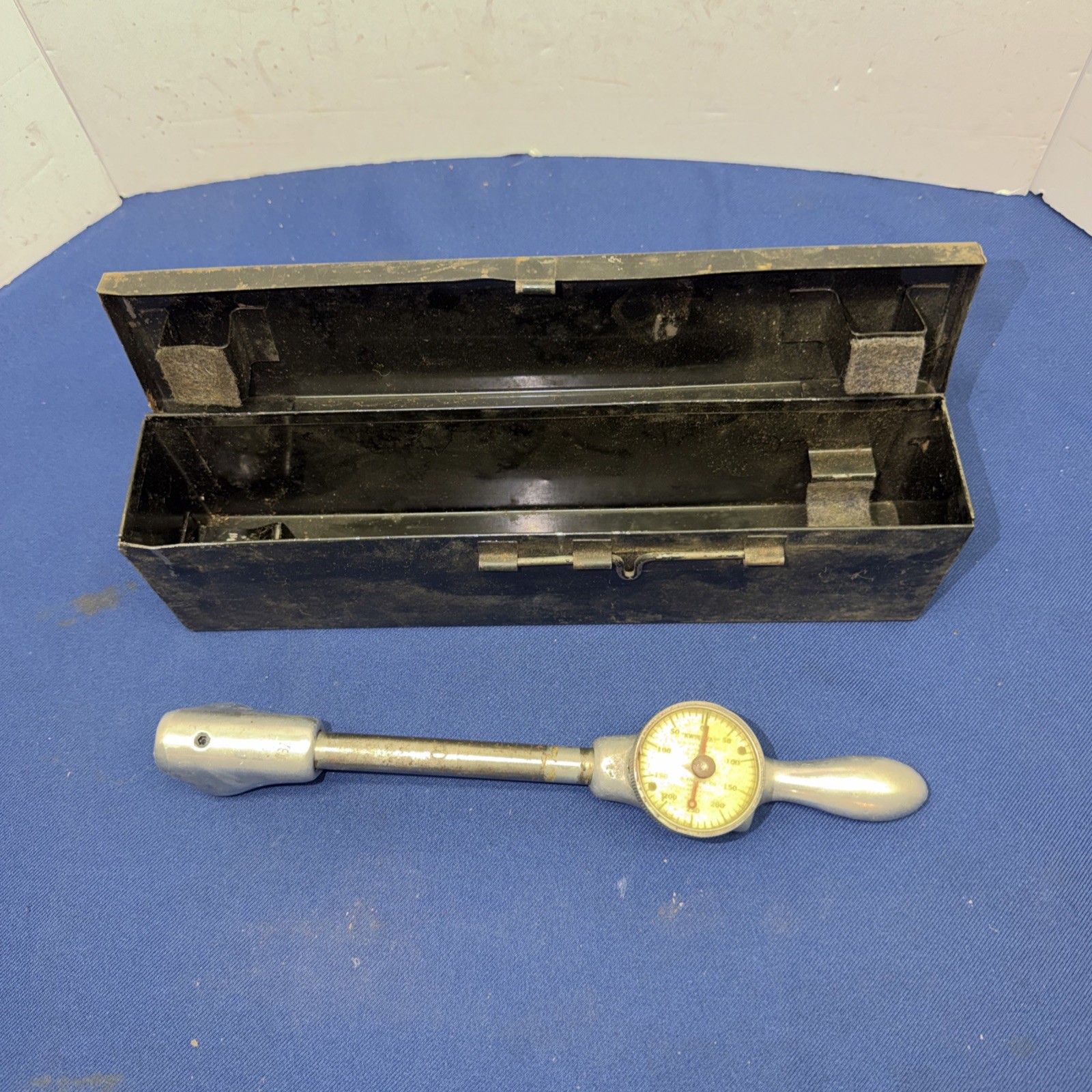 Vintage Kwik-Way 9/32" Dial Torque Wrench. 0-250. USA. Tested Working. Preowned.