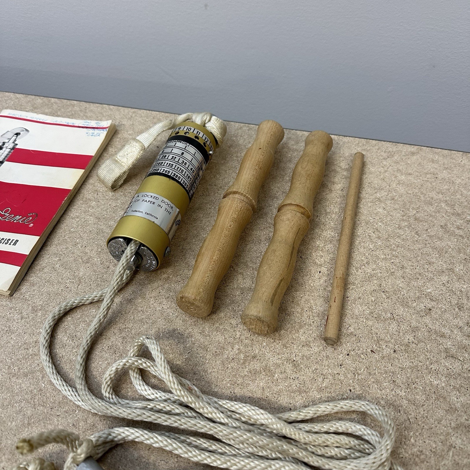 Vtg Exer-Genie Revolutionary Exerciser System W/ Carry Pouch Instructions