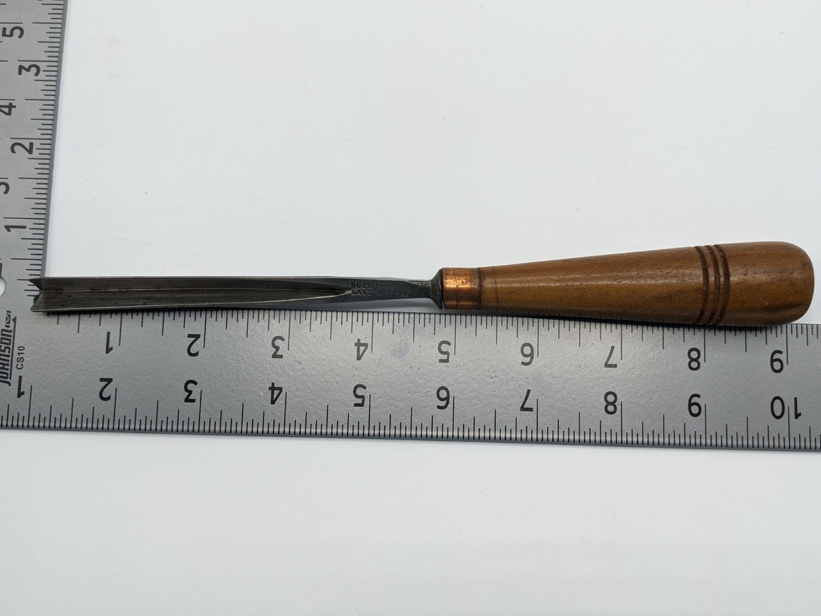 Buck Bros. V shaped gouge #89 or #68