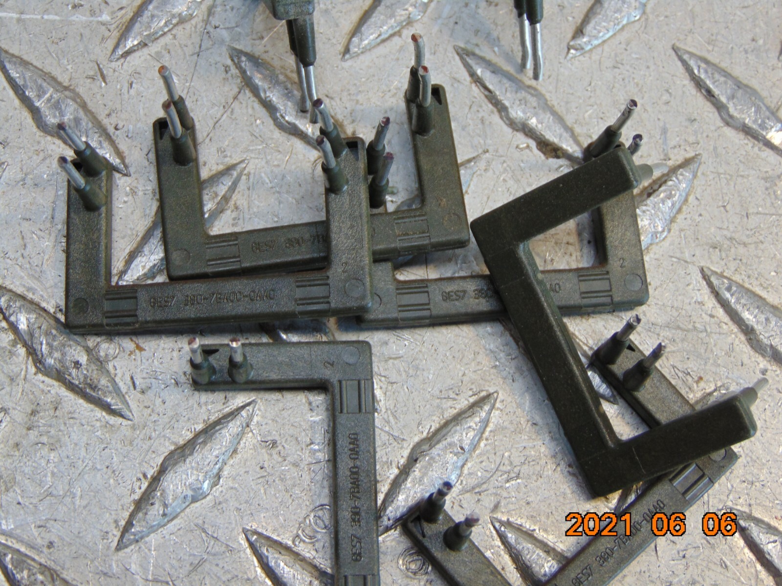 (1) SIEMENS 6ES7 380-7BA00-0AA0 JUMPER BAR *FREE SHIPPING*
