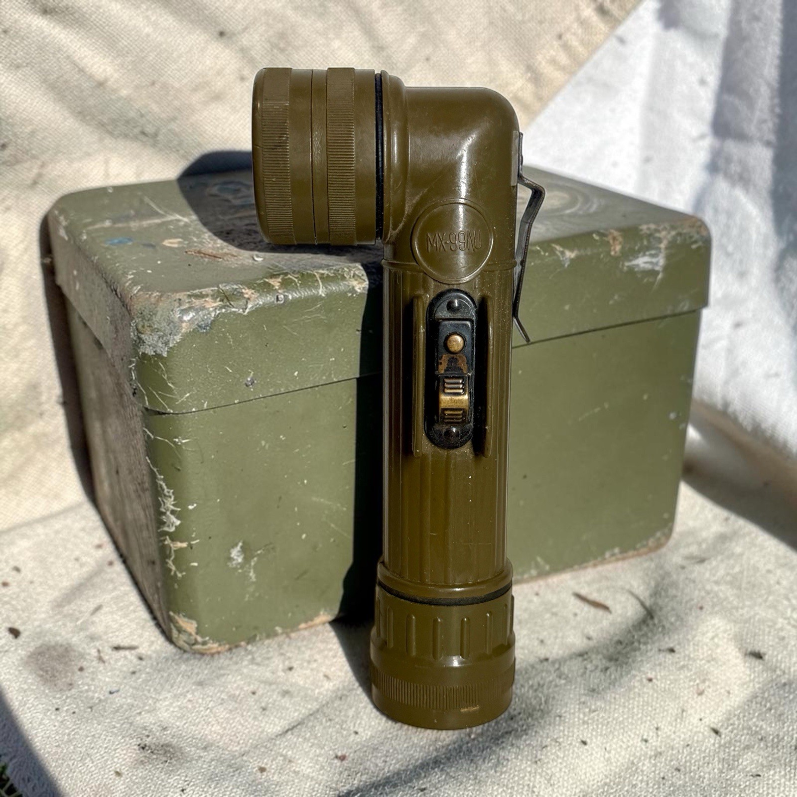 Vintage Fulton MX-991/U Military Flashlight - OD Green Crookneck - Untested