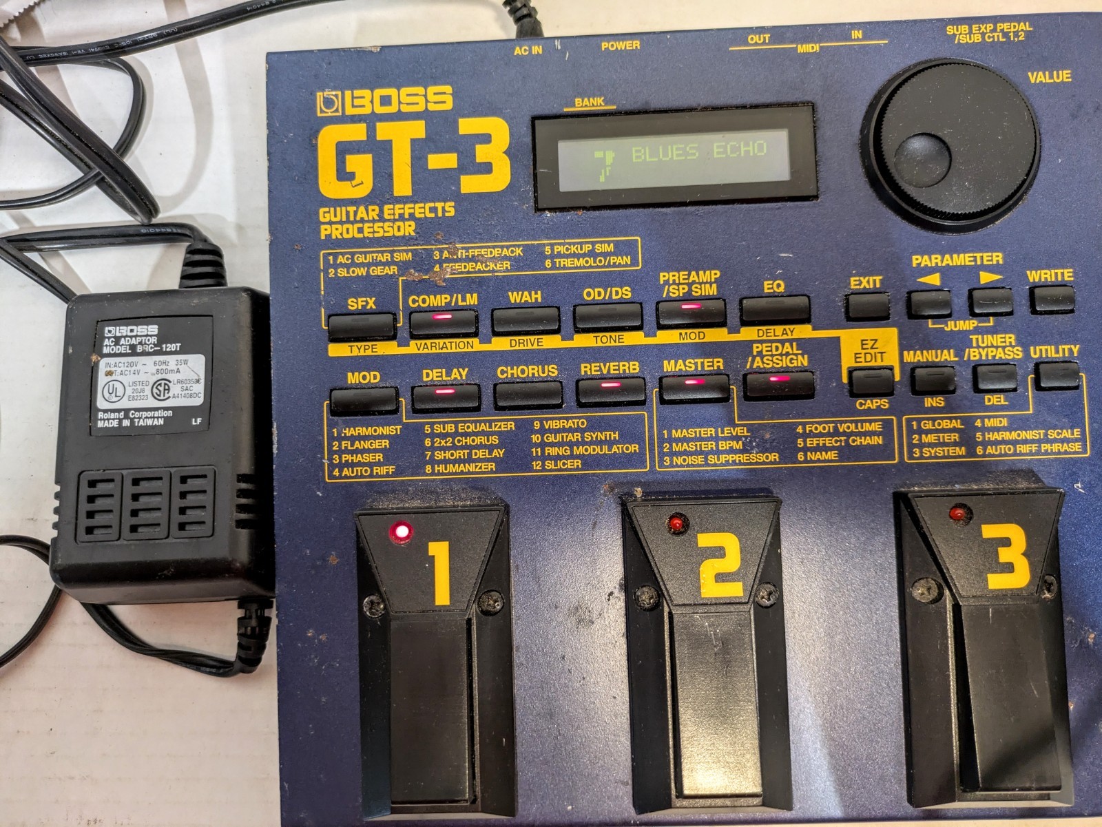 BOSS GT-3 Guitar Effects Processor Multiple Effects Pedal Powers Up Parts Repair