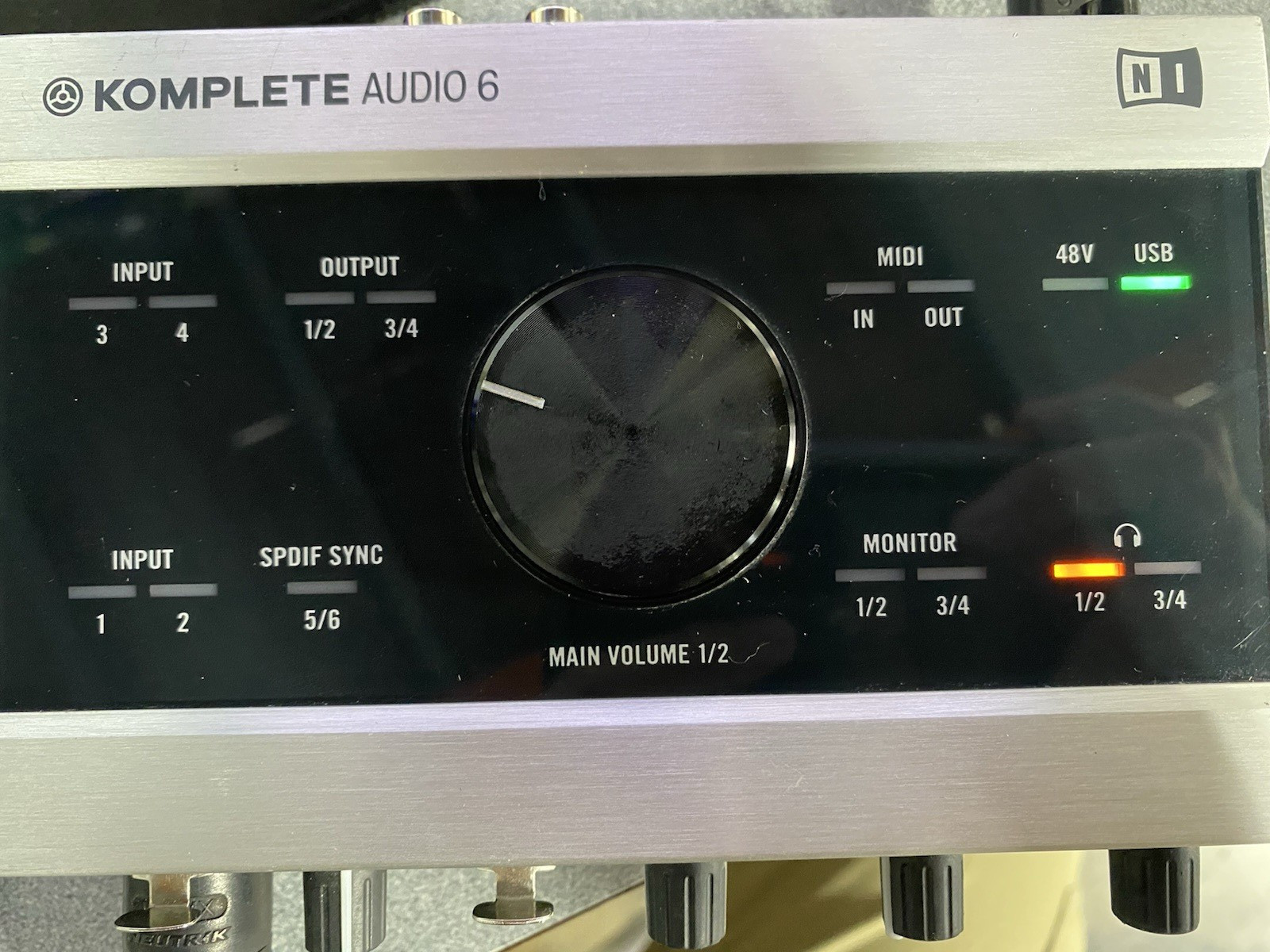 Native Instruments KOMPLETE AUDIO 6 Digital Recording Interface