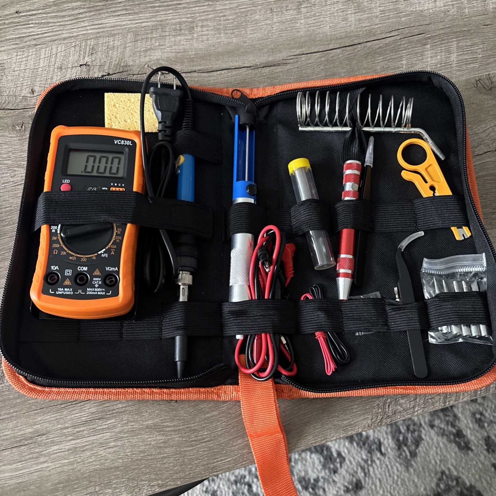 VC830L Digital Multimeter Display TEST AC/DC SOLDERING GUN TOOL KIT