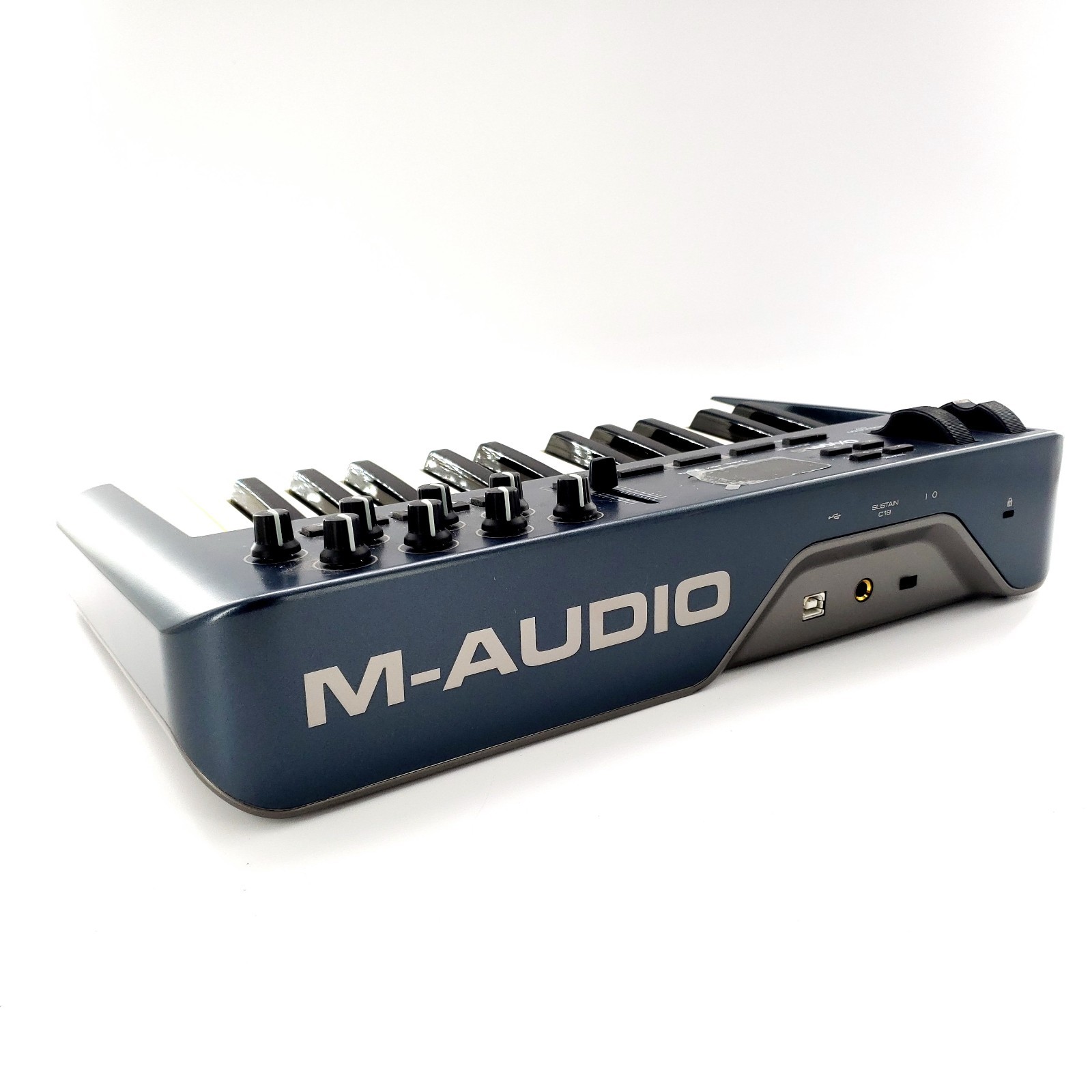 M-Audio Oxygen 25 Key 3rd Gen MIDI Controller Keyboard Complete