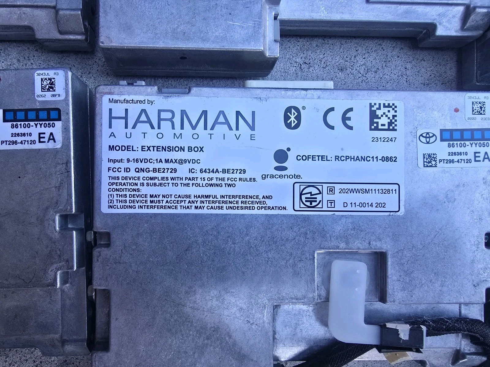 Toyota OEM Harman Kardon lot of (06) 86100-YY050 & YY060 GPS Extension Boxes