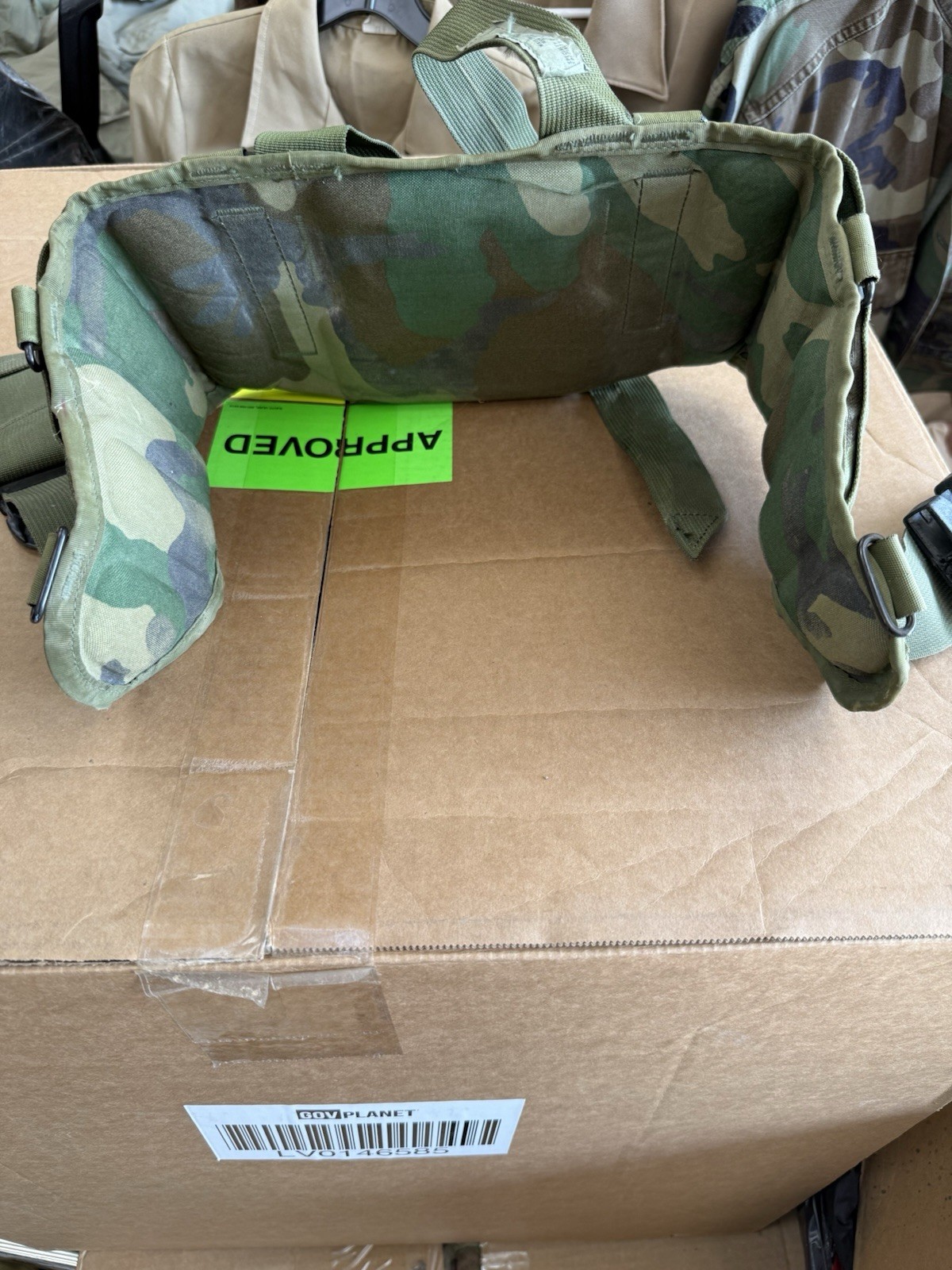 USGI MOLLE II Molded Waist Belt Small Woodland M81 SDS Genuine NSN 8465-01-465-2