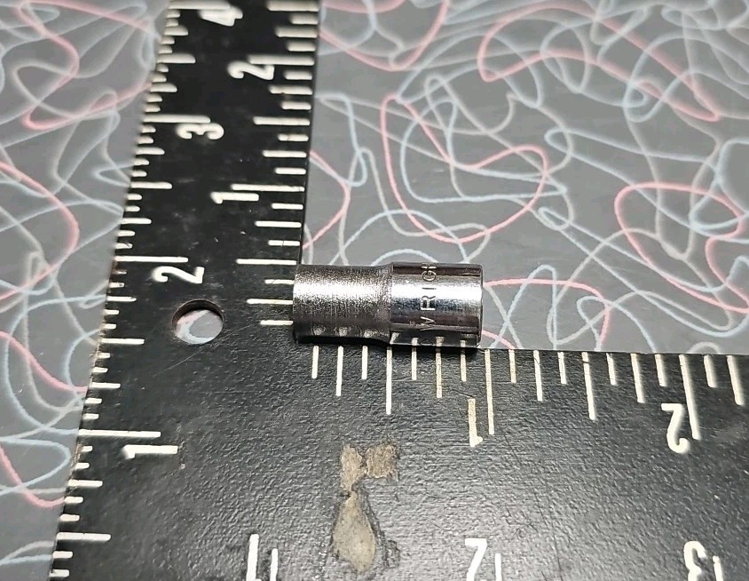 Vintage Wright Tool, 1/4 Inch Drive 6 Point 1/4 Inch Socket 2008 1/4"