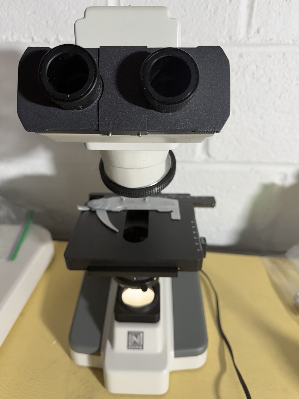 National DC3-163 Digital Microscope - Binocular Head
