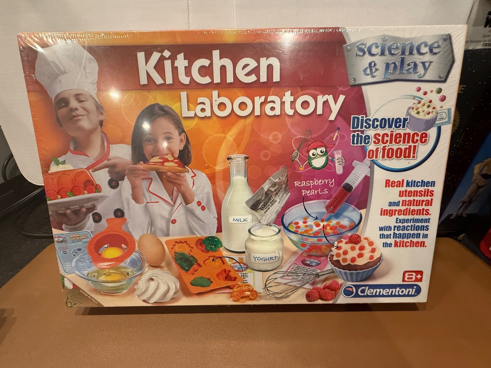 Clementoni Science & Play KITCHEN LABORATORY FACTORY SEALED