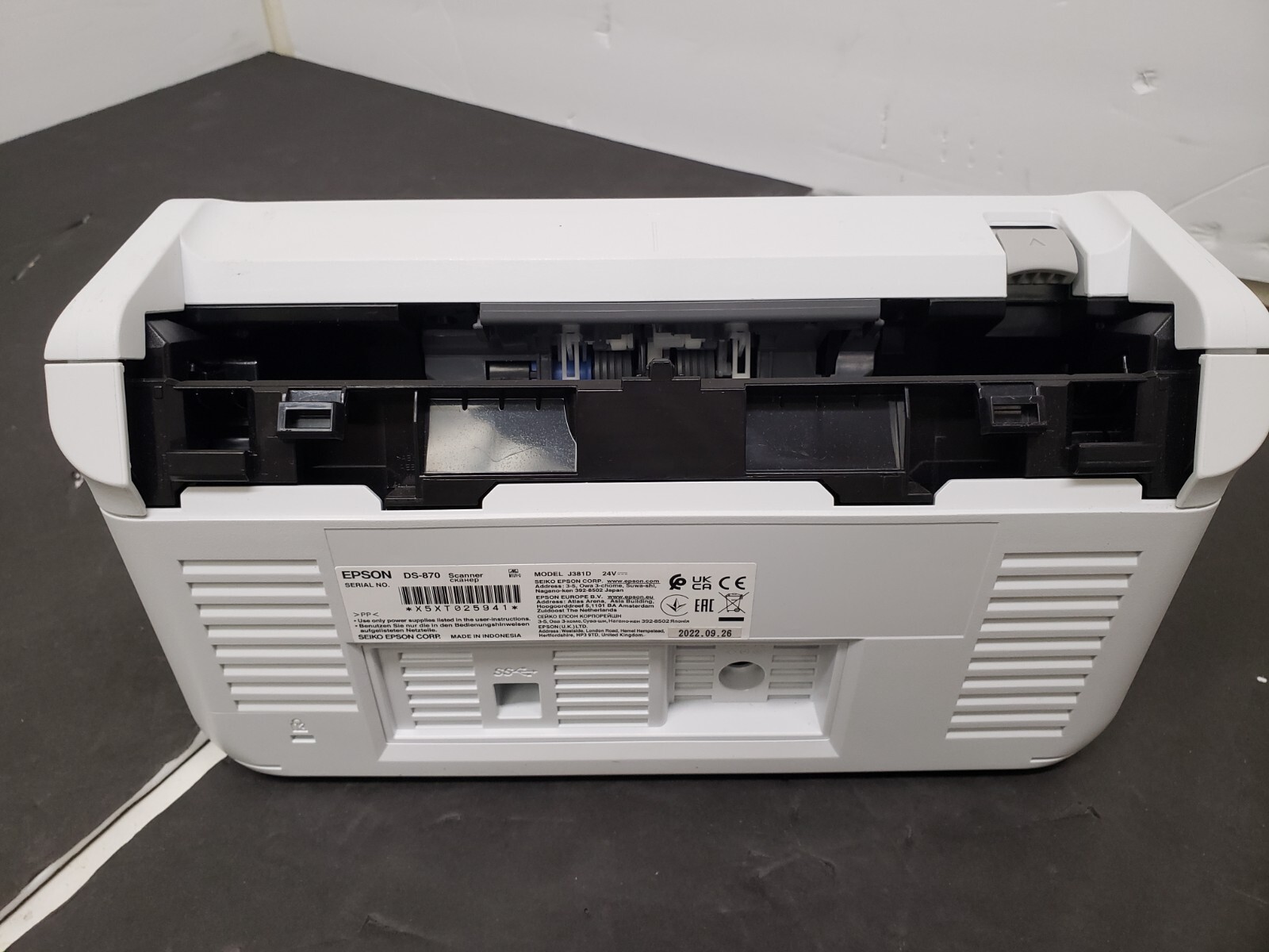 Epson DS-870 Color Duplex Workgroup Document Scanner *SCAN COUNT: 0* *Read*
