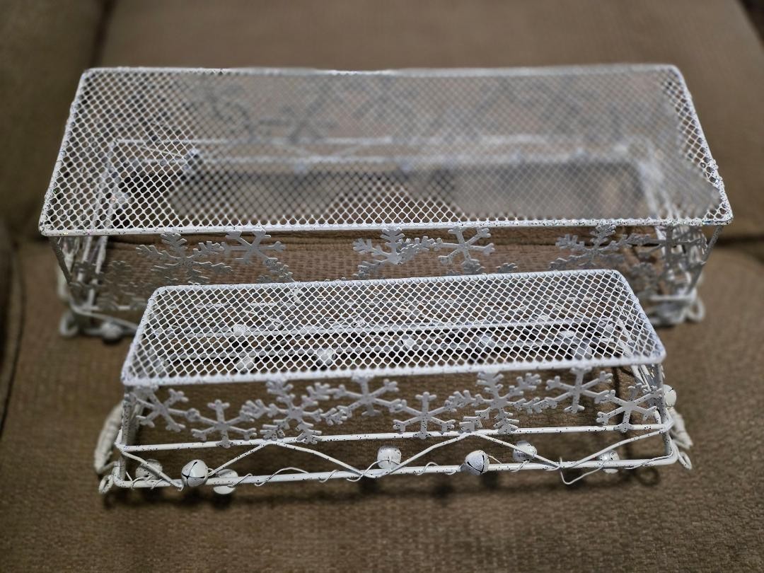 2 silver snowflake wire retangular baskets 16" x 5.5" & 12" x 3.5"