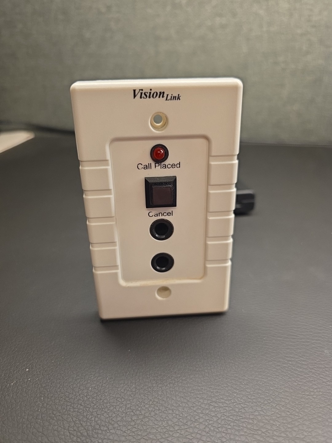 Vision Link 047-06 R1 Dual Patient Staion