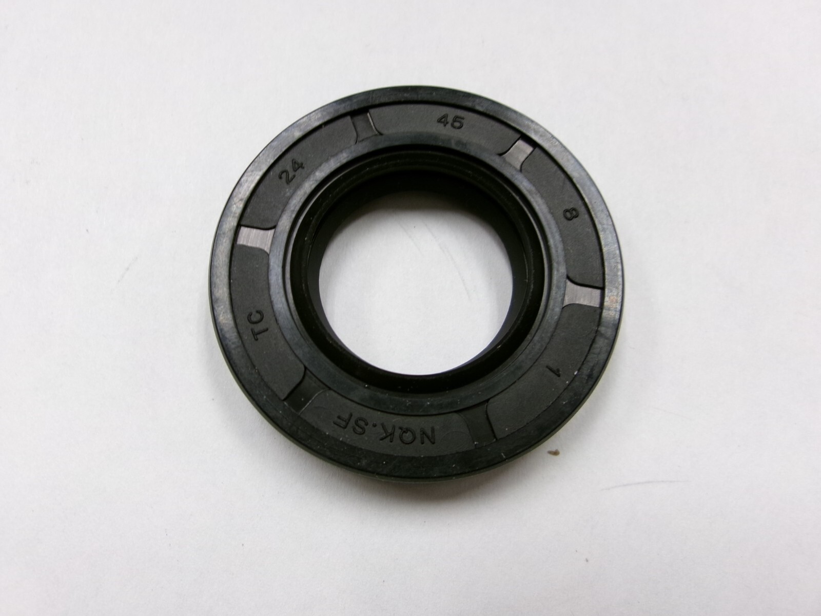 NEW TC 24X45X8 DOUBLE LIPS METRIC OIL / DUST SEAL 24mm X 45mm X 8mm