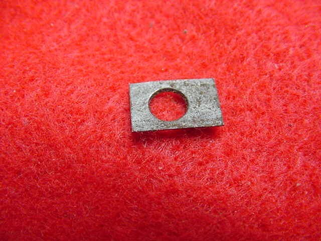 Remington 1100- 12 ga.- Operating Handle Plunger Retainer- #15735- New !!
