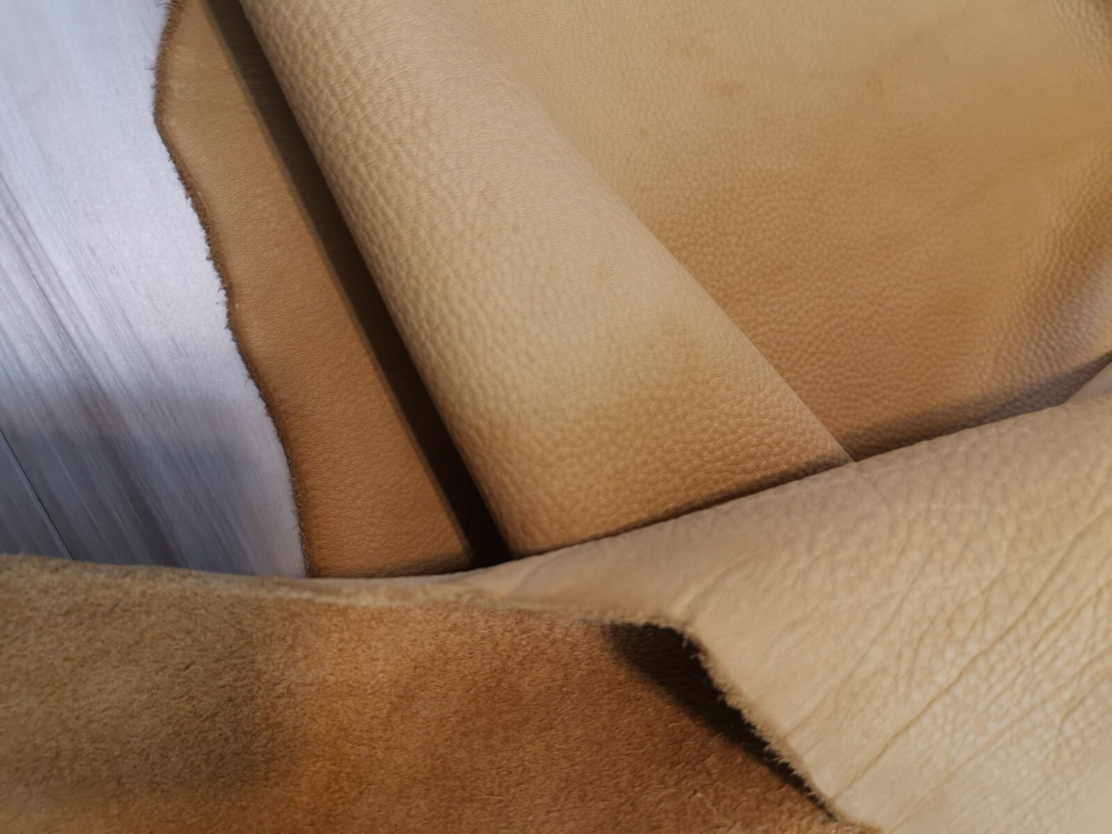 4-5oz NAPA SOFT DEERTAN LEATHER HIDE SIDE FULL GRAIN SHEET,PANEL,CRAFT,DIY 20sqf