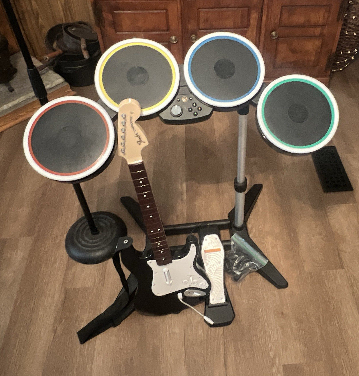 Xbox one Rock Band 4 wireless bundle