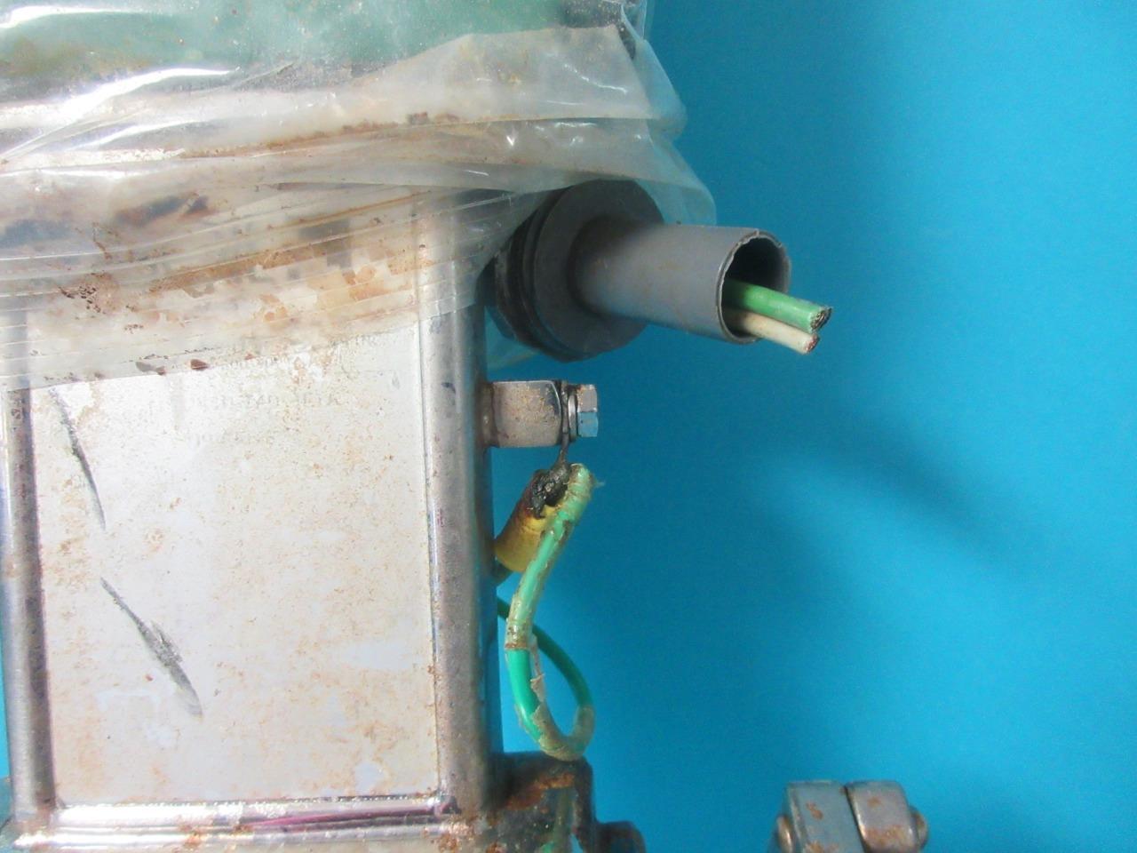 FLOMOTION SYSTEM ISOIL INDUSTRIA ML 110-B0A1B1B0 CONVERTER USED REPLACEMENT PART