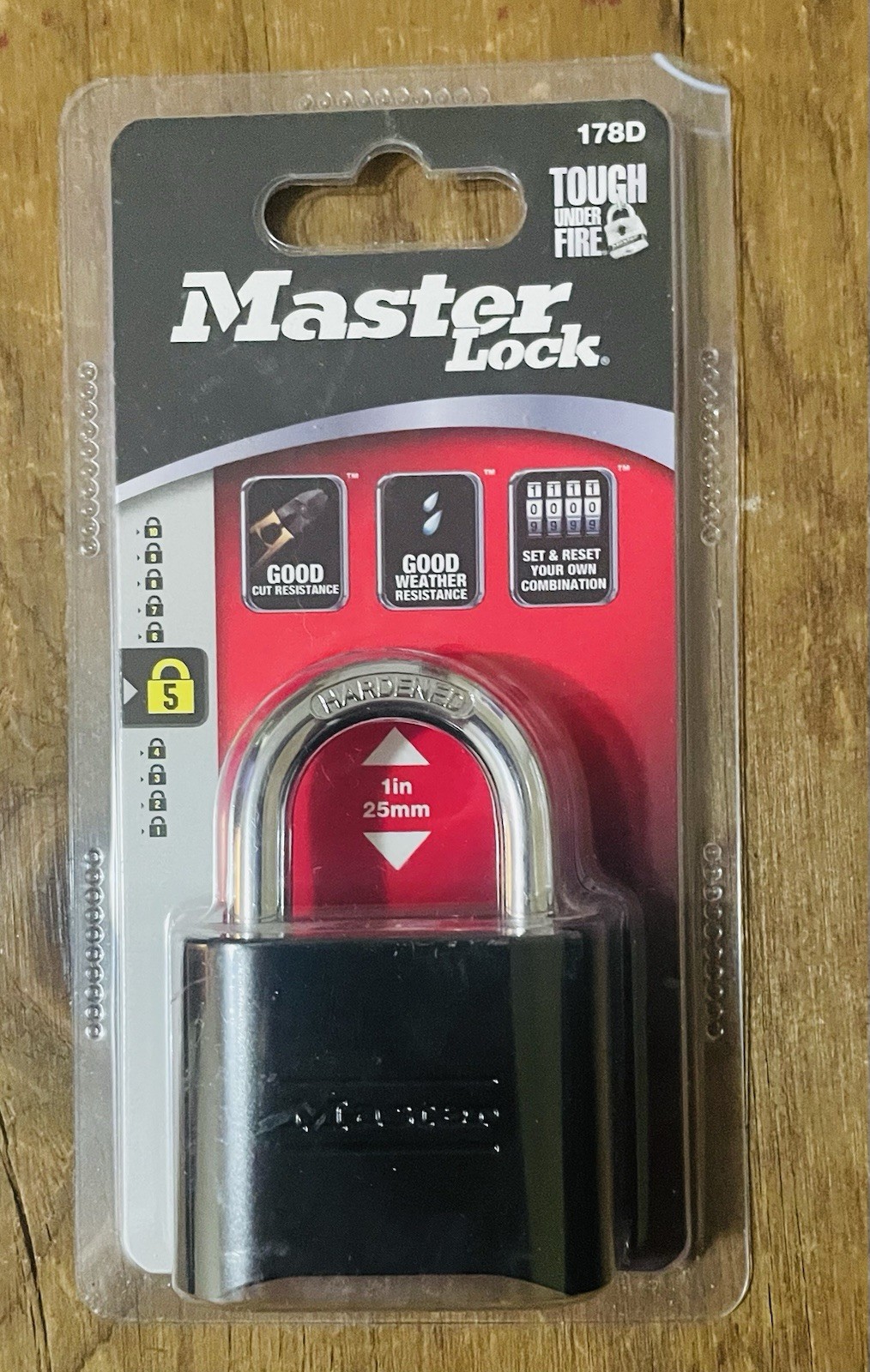 MASTER LOCK ES178D Black Tough Under Fire - 4 Number - Combination Padlock - NEW