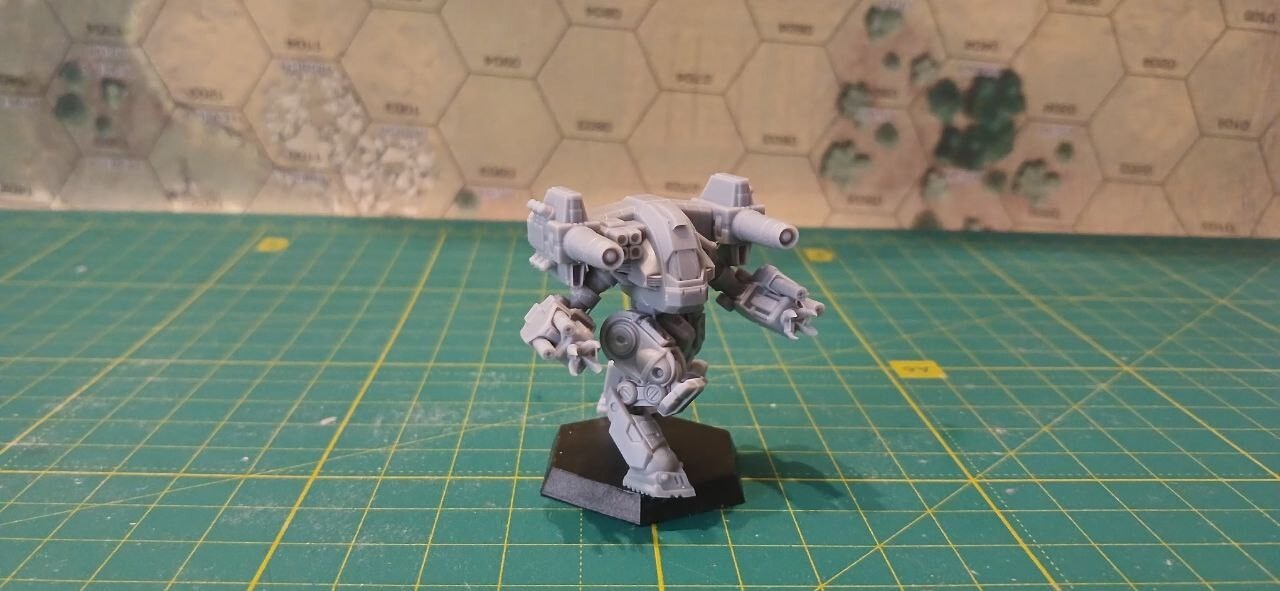 Legacy battletech game miniatures
