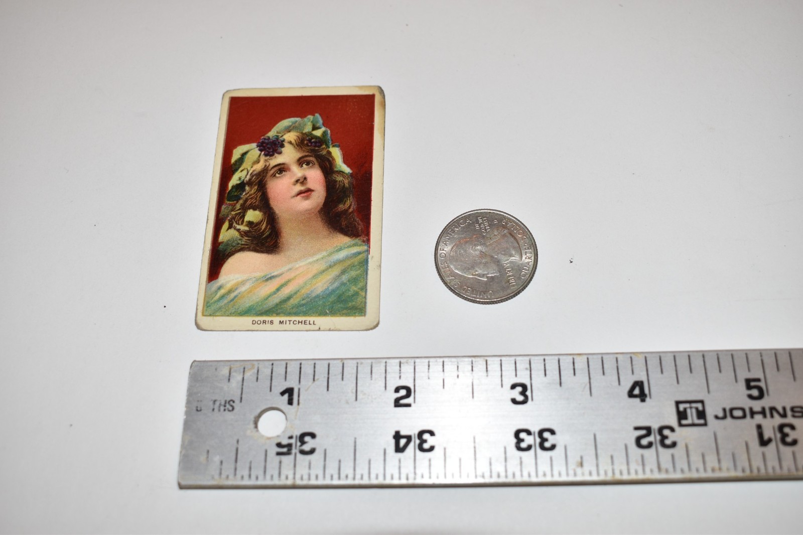 FATIMA TURKISH BLEND CIGARETTES ACTRESS SERIES DORIS MITCHELL (MCE107)
