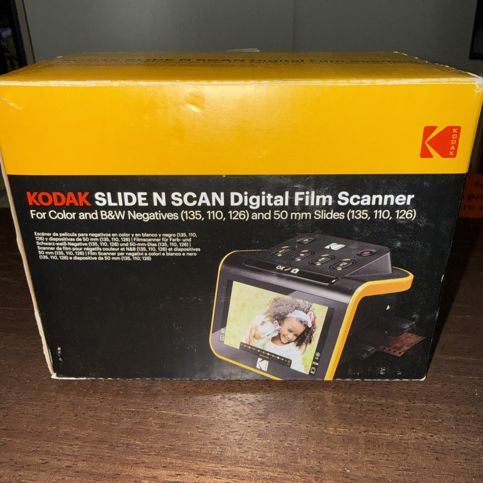 Kodak Slide N Scan Digital Portable Film Scanner 5" LCD Brand New Open Box