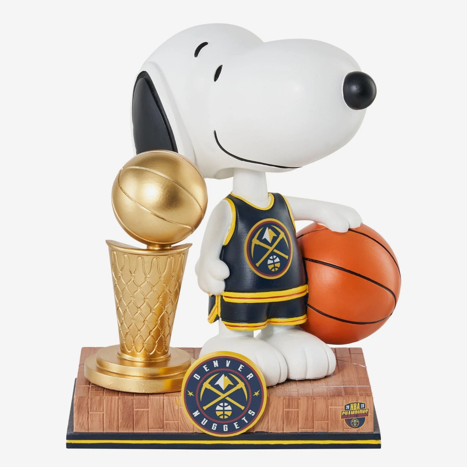 Snoopy Denver Nuggets Peanuts NBA Champions Trophy Bobblehead NBA