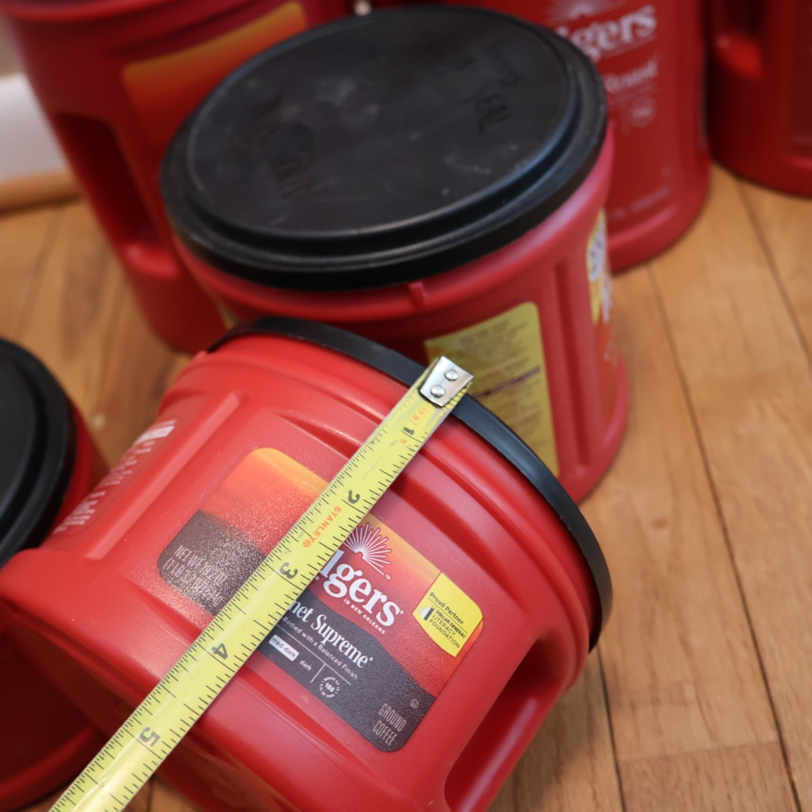 Great for Crafting 8 EMPTY Plastic Folgers Coffee Cans With Lids Clean