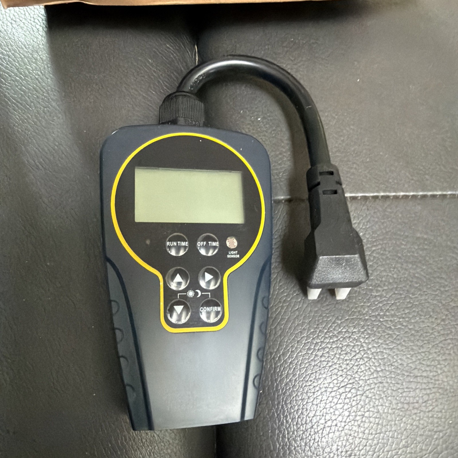 Techbee TC201 Outdoor Cycle Timer Short/Long Light Sensor Repeat Plug Outlet