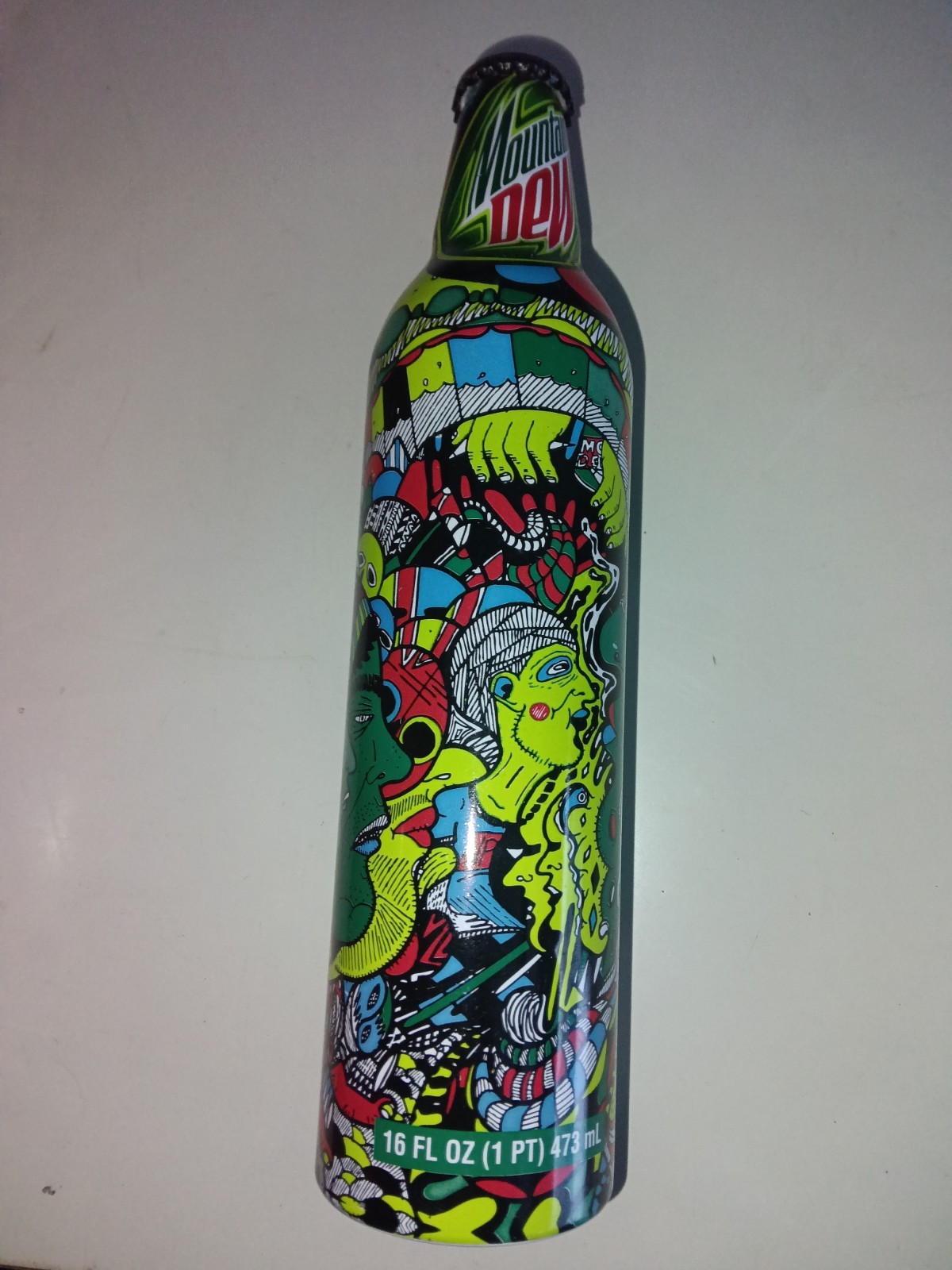 2008 Mountain Dew Green Lable Art Aluminum Bottle Full
