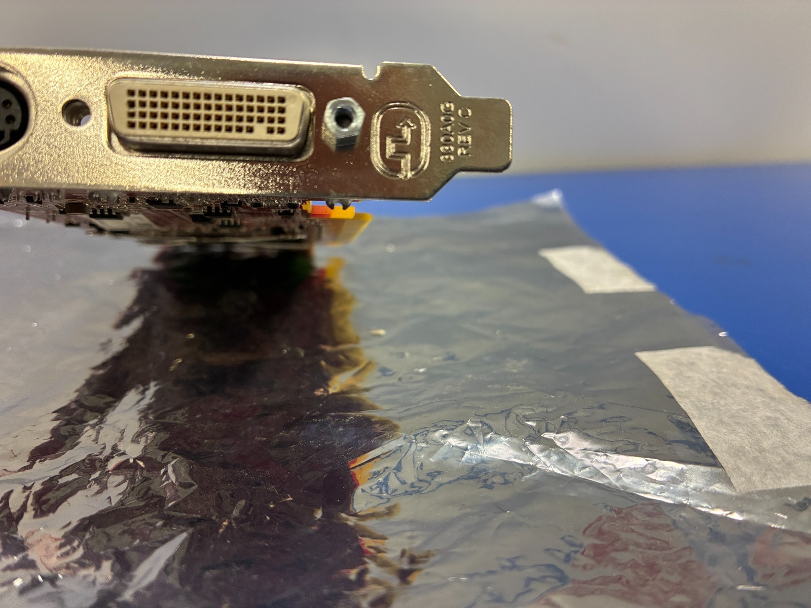 15591 Advanced micro device AMD B276 330AoG Rev.c graphics card