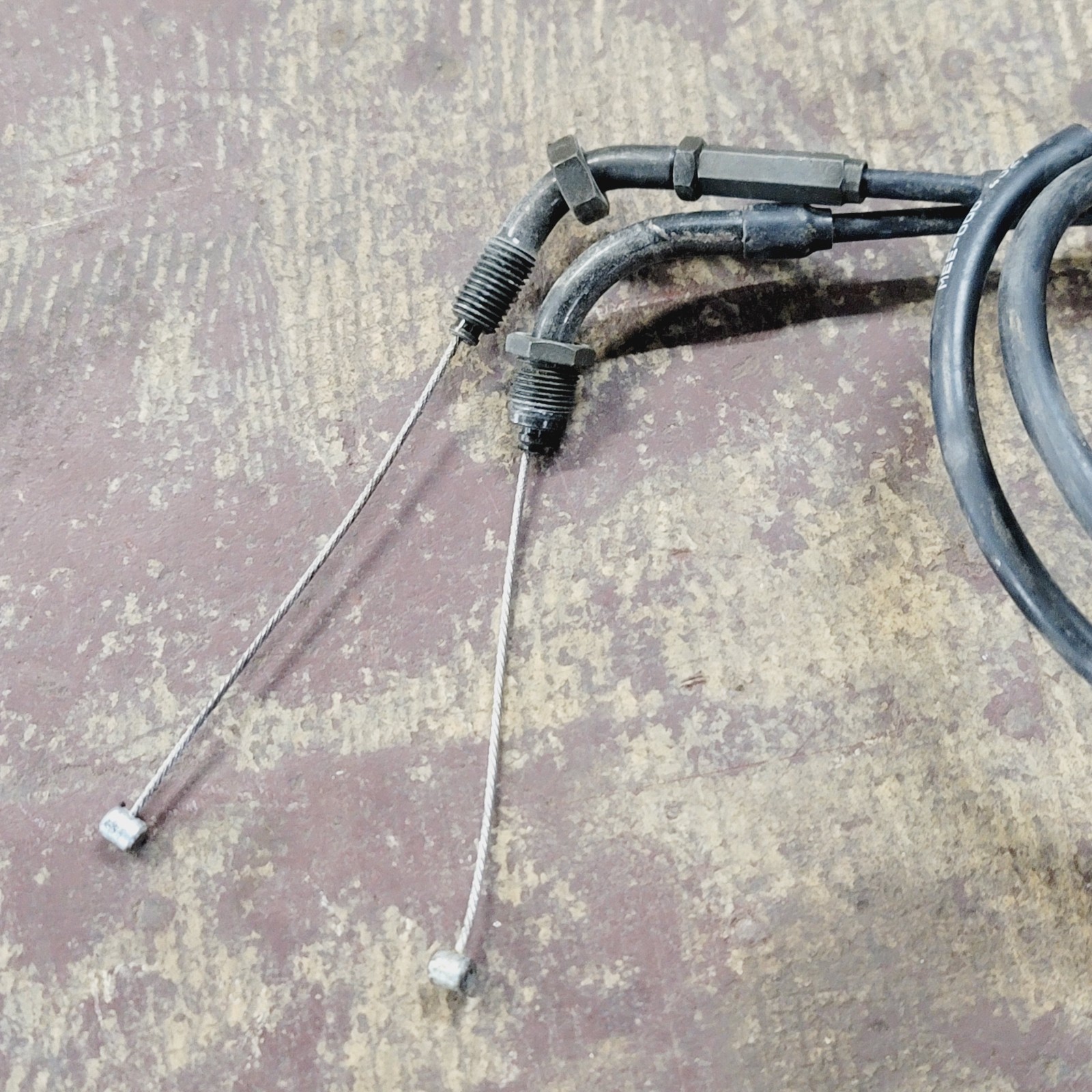 2004-2005 SUZUKI GSXR600 THROTTLE CABLES LINES Pull Return Set
