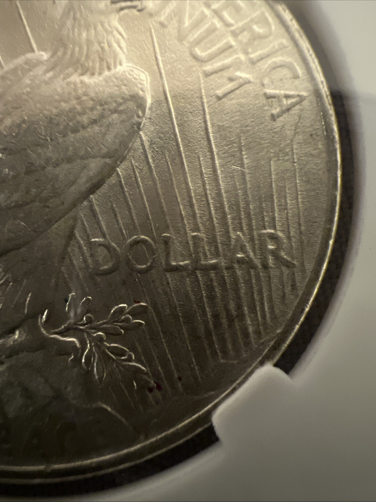 1922-P PEACE SILVER DOLLAR