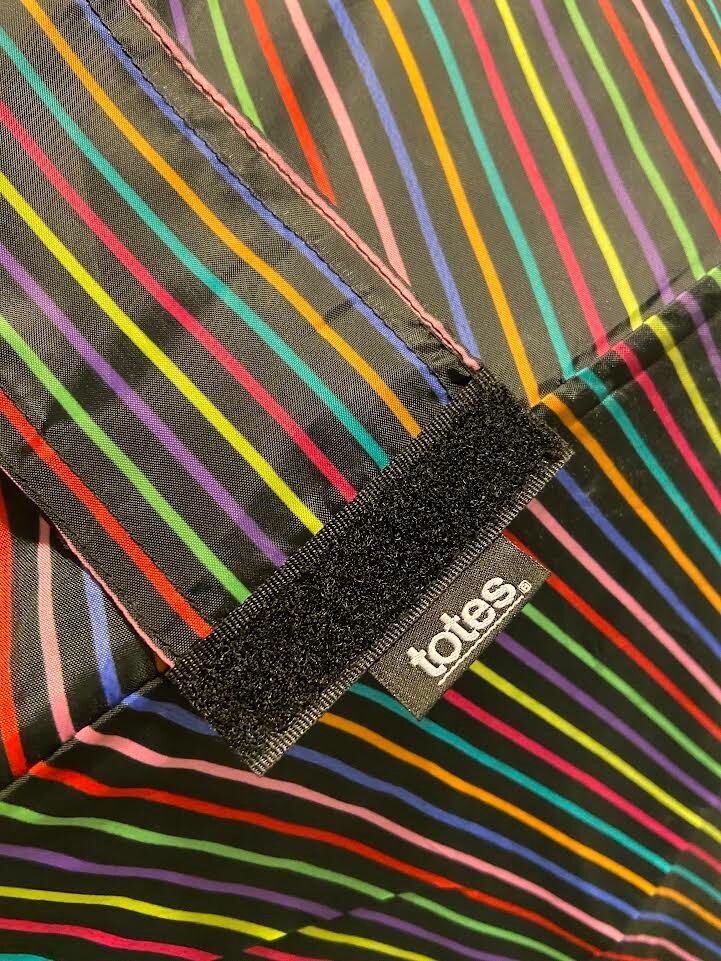 Totes compact black with colorful stripes pop up