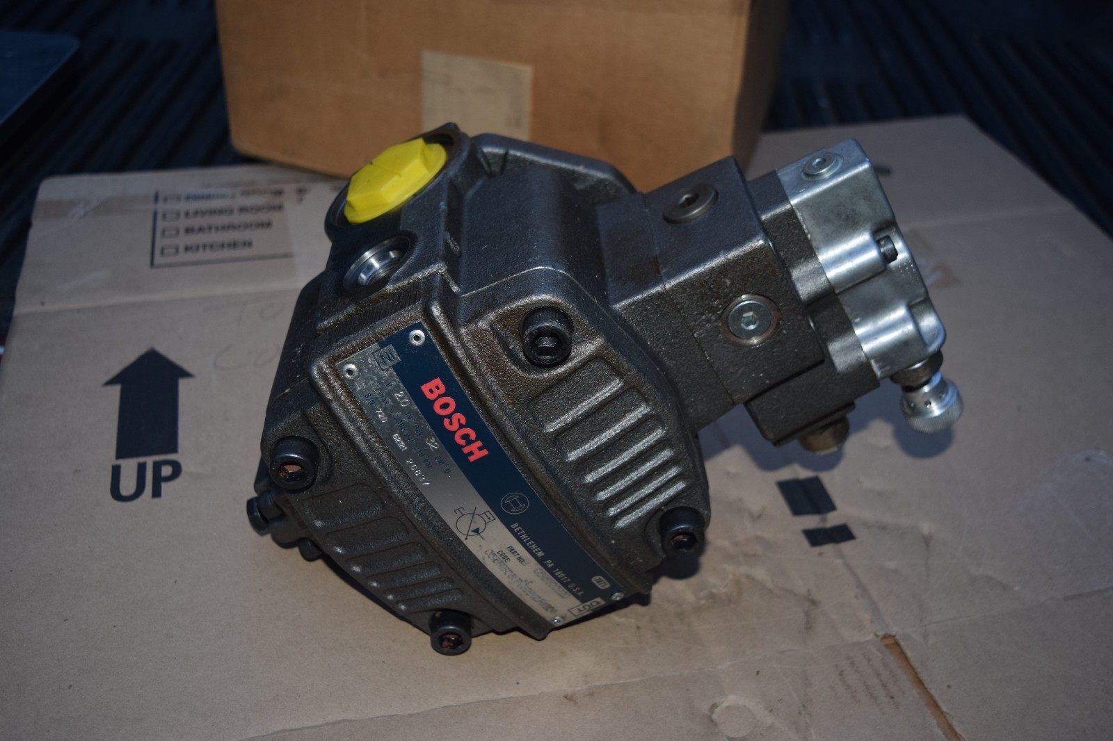 BOSCH 0513500220 Vane Pump