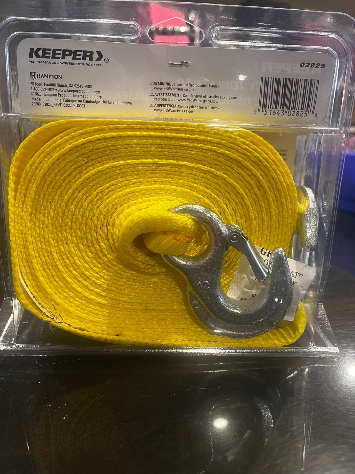 Keeper 25 ft. x 2 in. Heavy-Duty Emergency Tow Strap Steel Hook 5000 lb 02825