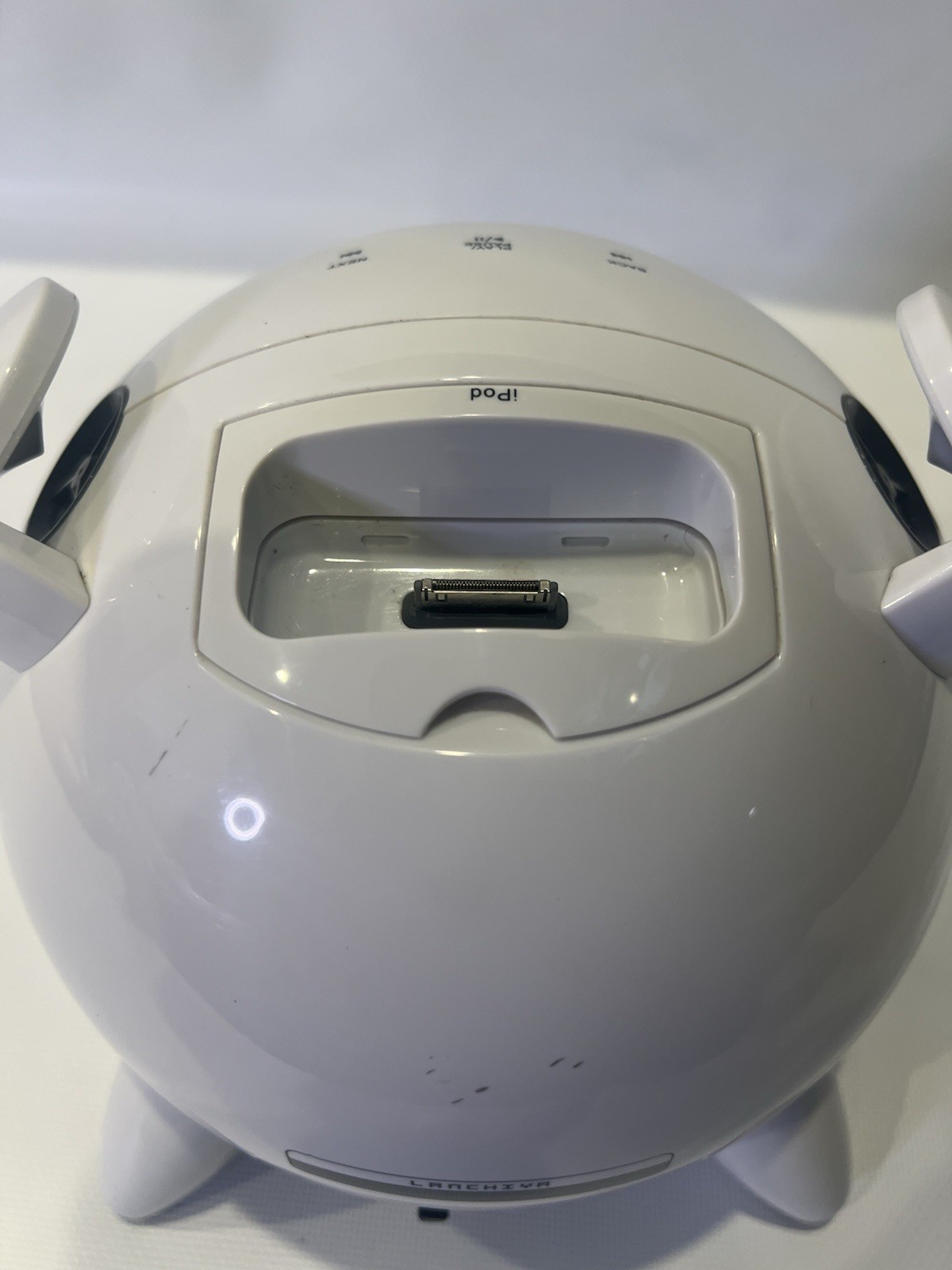 Amethyst AIP iPig iPod Docking Station Digital Active Loudspeaker Stereo White