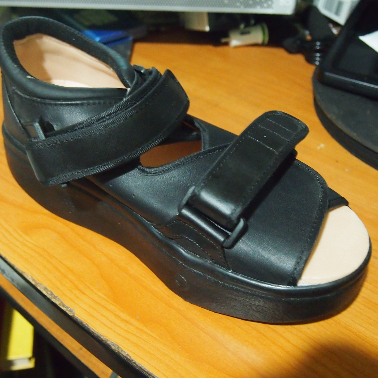 Darco Wound Care Shoe System - Style: WCS2B -One shoe on the left foot