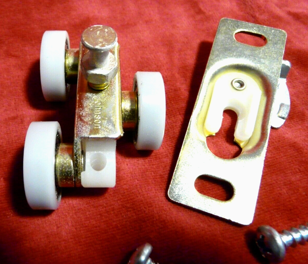 Johnson Hardware Ball Bearing Sliding Door Pocket Door Hanger 1125 Plate 1121